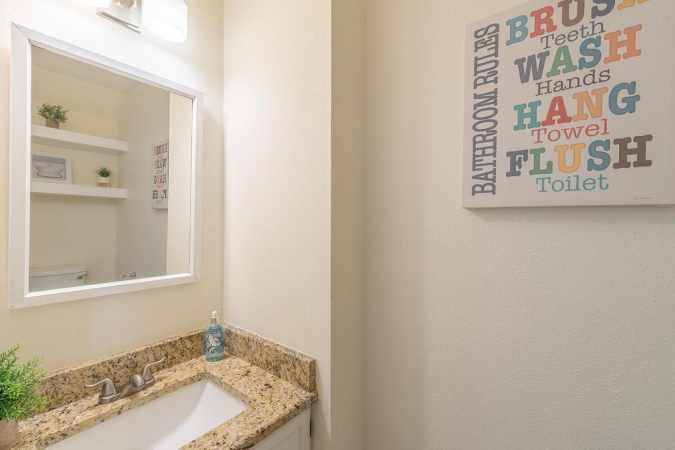 Luxury 5br House With Pool By Seaworld & Lackland Сasa de vacaciones San Antonio