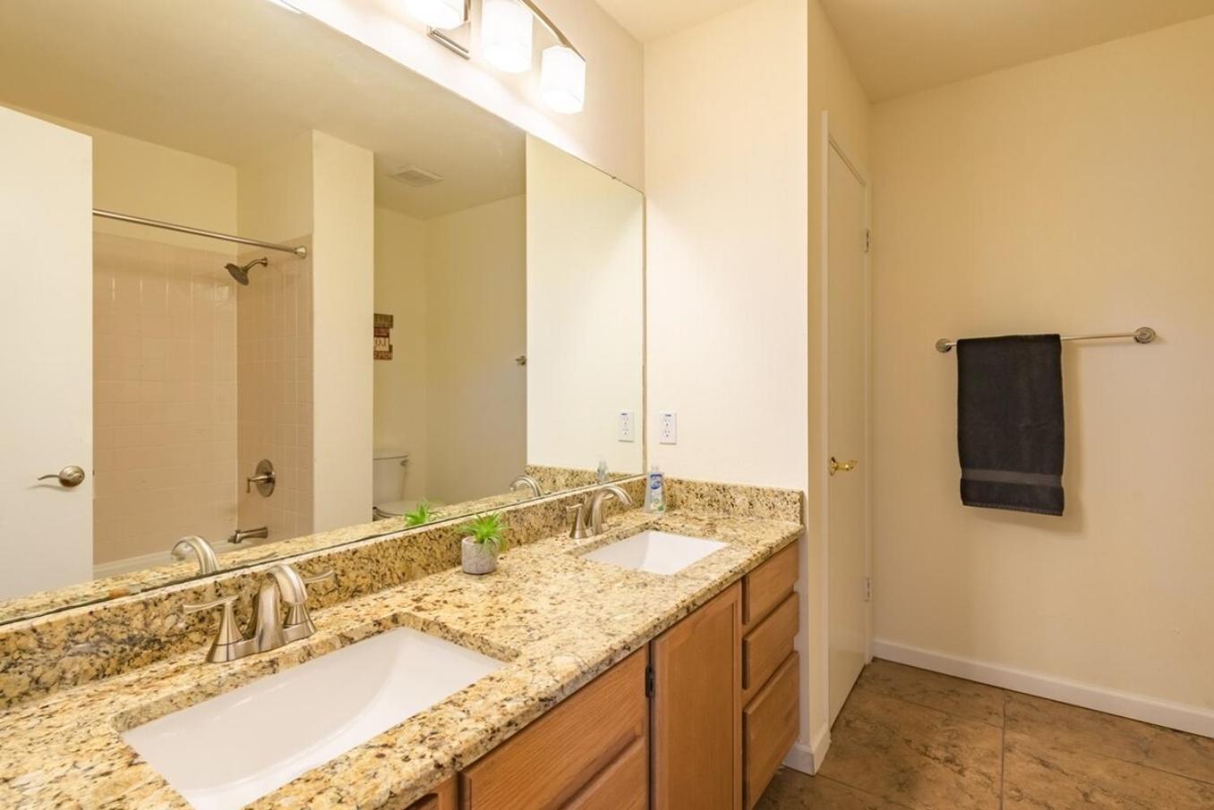 Luxury 5br House With Pool By Seaworld & Lackland Сasa de vacaciones